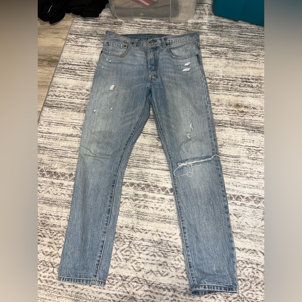 Levi jeans